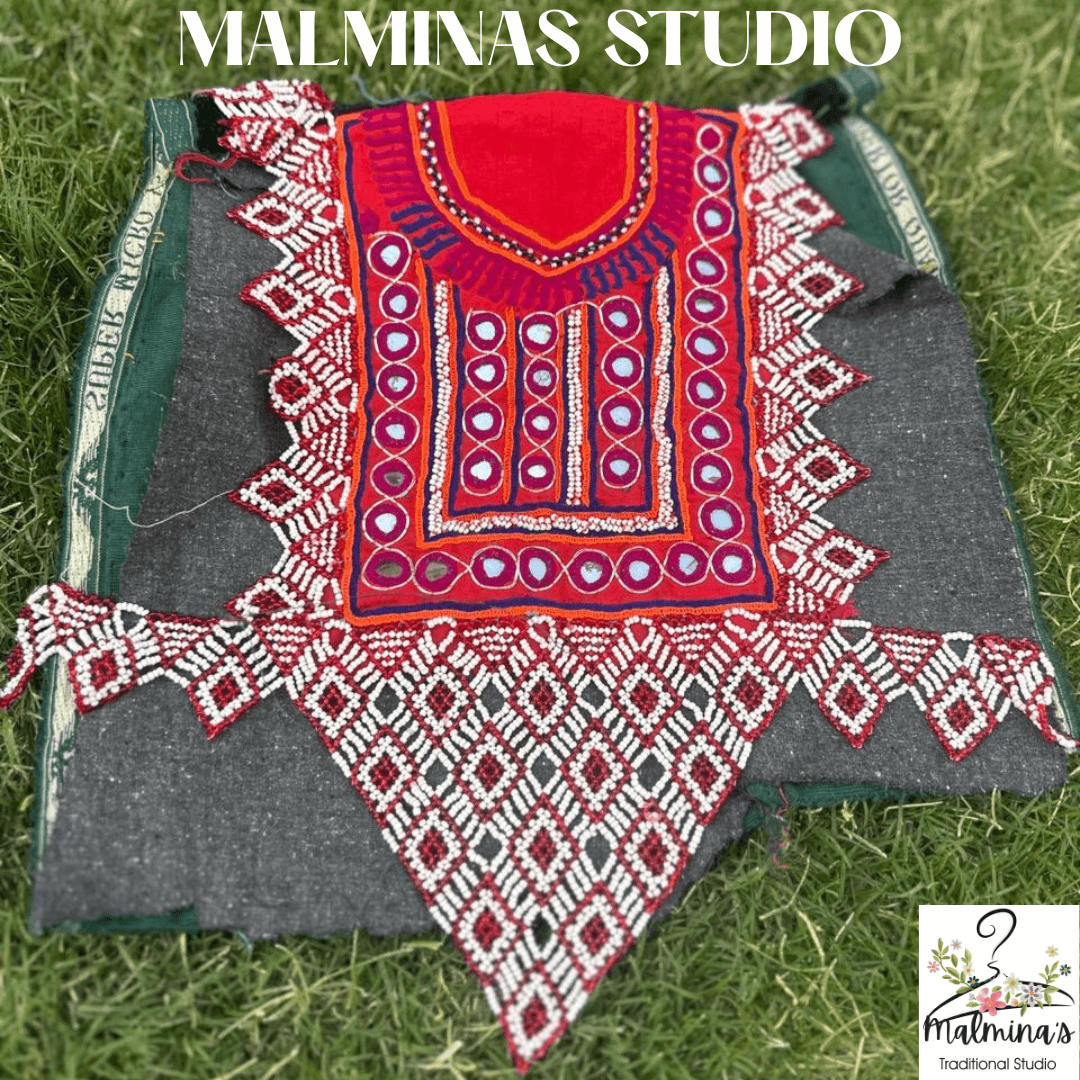 Embroidered Neck with mirror and thread work 